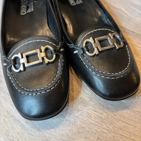 Salvatore Ferragamo Black Leather Gancini Loafers 7.5 B Italy Stitch Flats - Picture 6 of 11